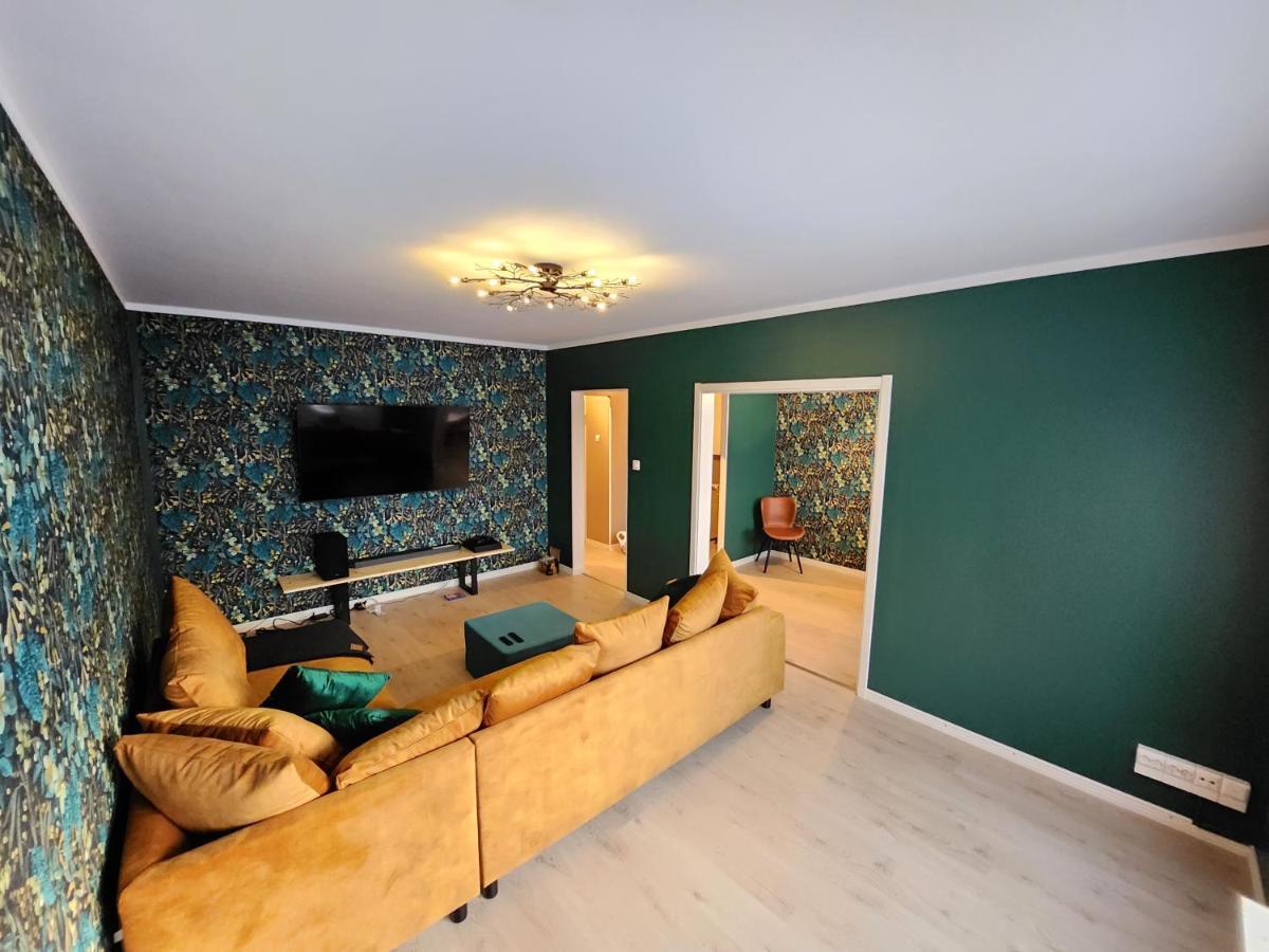 מיקלי Inspiring Apartment Near City Center מראה חיצוני תמונה